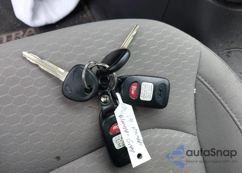 2019 Hyundai Elantra Se from USA, damaged, VIN KMHD74LF4KU864786